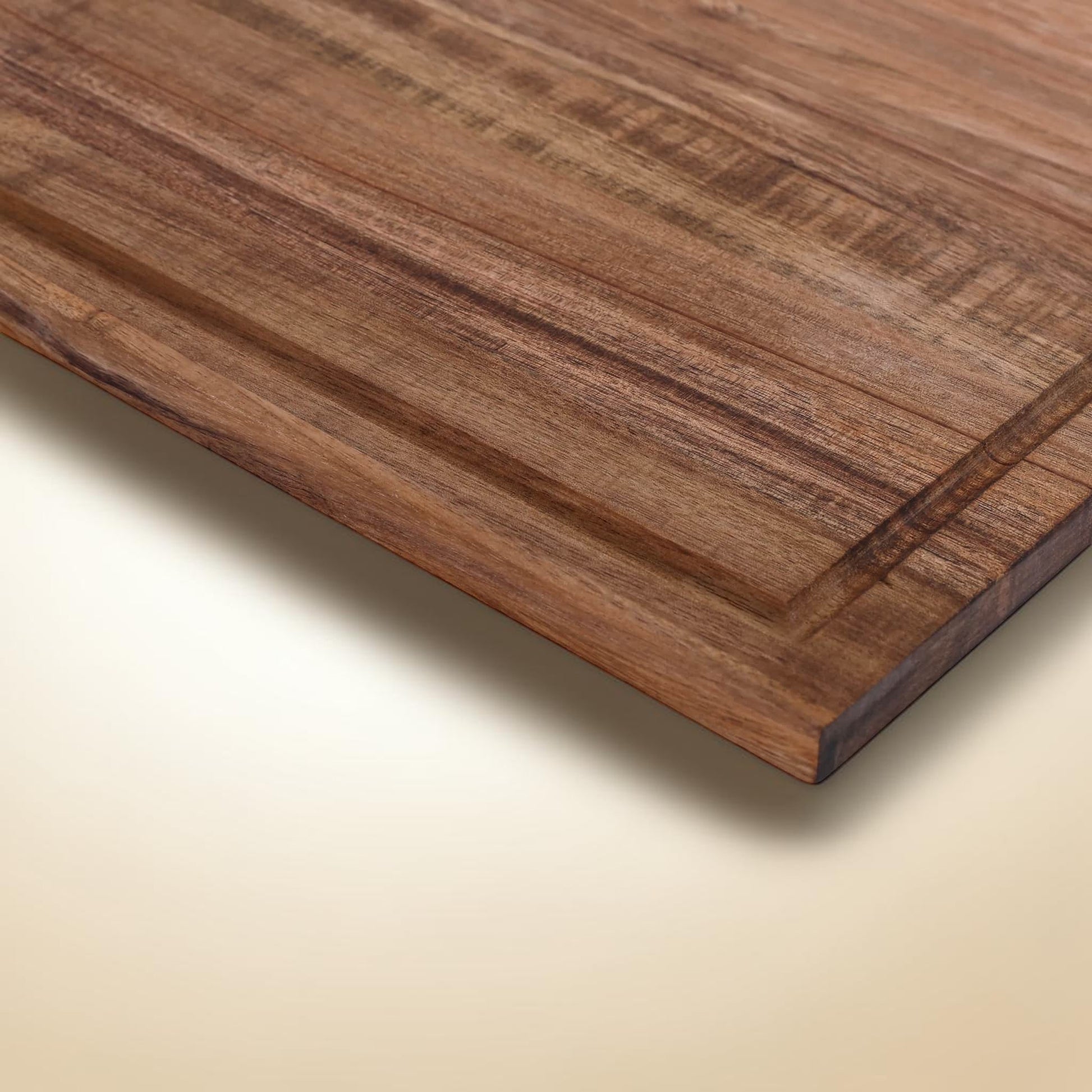 Personalized marble and acacia serving board with custom laser engraving and juice groove
